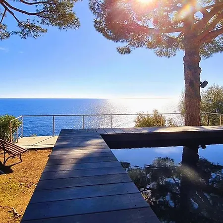 A Fautea, 8 Pers, Piscine Chauffee, Pieds Dans L'eau * Conca