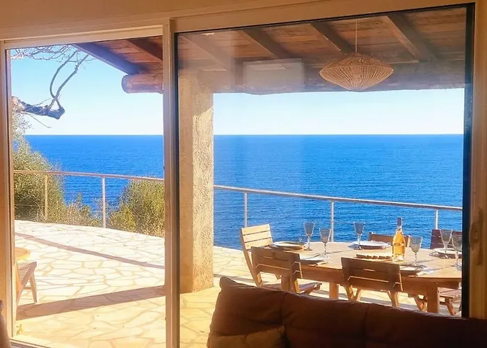 Villa A Fautea, 8 Pers, Piscine Chauffee, Pieds Dans L'eau *