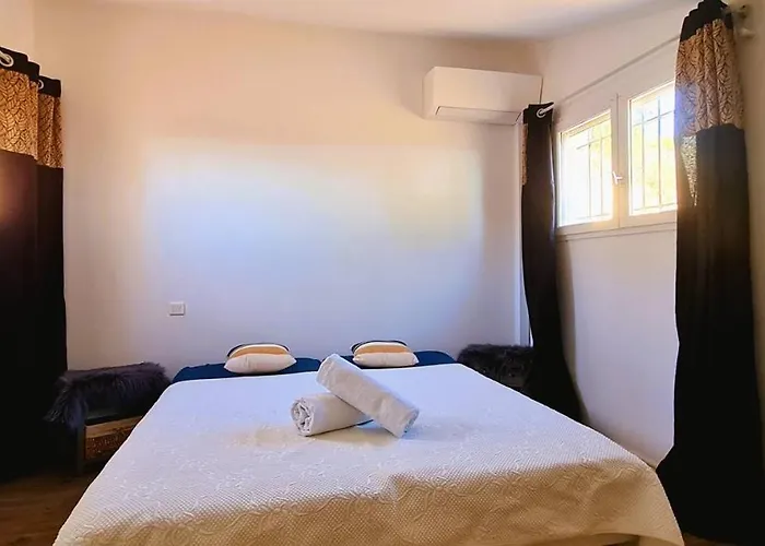 Vila A Fautea, 8 Pers, Piscine Chauffee, Pieds Dans L'eau Conca