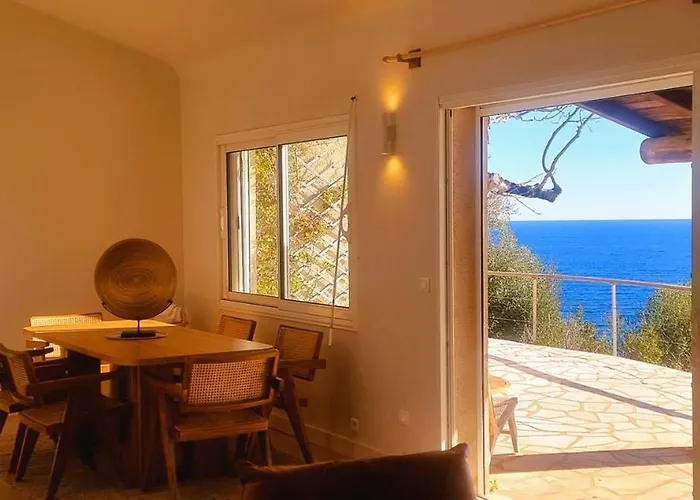 A Fautea, 8 Pers, Piscine Chauffee, Pieds Dans L'eau Conca